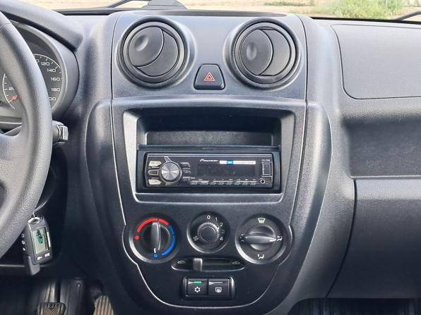 Lada (ВАЗ) Granta I с пробегом 2015 года, цена 355 000 рублей, 137894 км, седан, Автокод Объявления