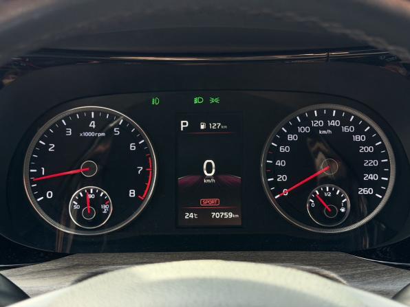 Kia K5 III с пробегом 2021 года, цена 2 600 000 рублей, 70682 км, седан, Автокод Объявления