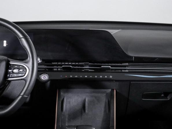 Omoda C5 I Рестайлинг с пробегом 2024 года, цена 2 170 000 рублей, 12255 км, внедорожник, Автокод Объявления