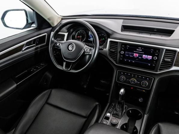 Volkswagen Teramont I с пробегом 2018 года, цена 2 499 000 рублей, 236844 км, внедорожник, Автокод Объявления