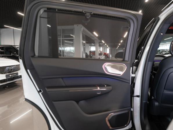 Lynk &amp; Co 900 с пробегом 2026 года, цена 8 500 000 рублей, 42 км, внедорожник, Автокод Объявления