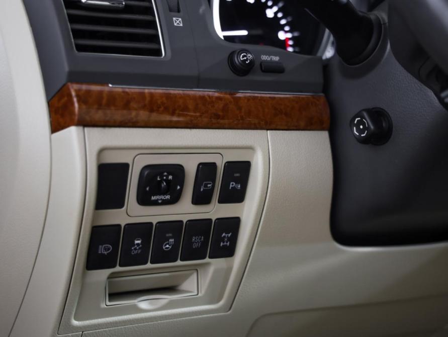 Toyota Land Cruiser 200 Series Рестайлинг 1 Санкт-Петербург  - изображение 22