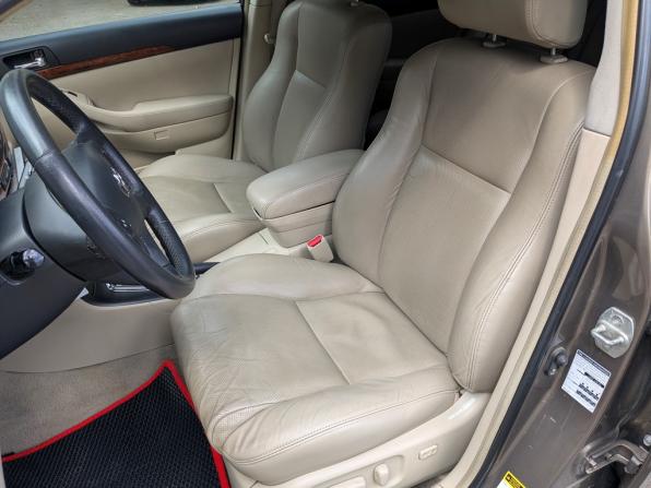 Toyota Avensis II Рестайлинг с пробегом 2006 года, цена 800 000 рублей, 275197 км, седан, Автокод Объявления