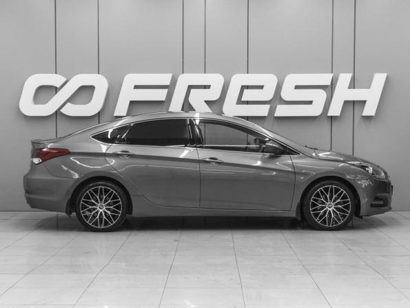 Hyundai i40 I Рестайлинг с пробегом 2015 года, цена 969 000 рублей, 229627 км, седан, Автокод Объявления