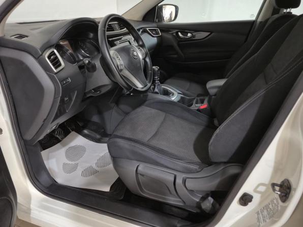 Nissan Qashqai II с пробегом 2017 года, цена 1 400 000 рублей, 180425 км, внедорожник, Автокод Объявления