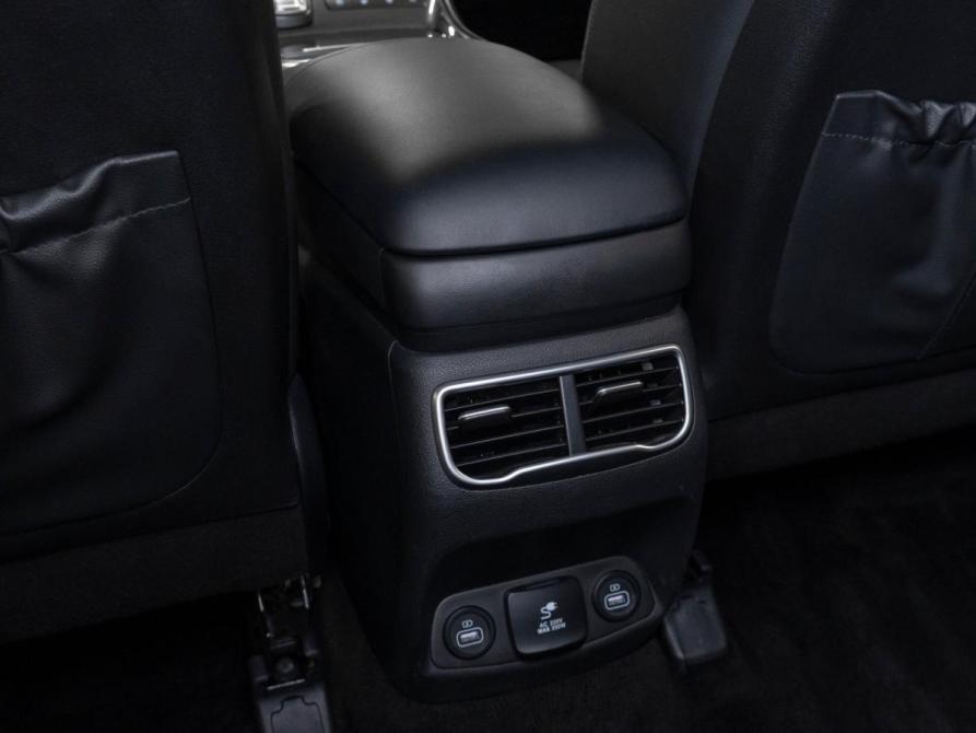 Hyundai Santa Fe IV Рестайлинг Москва  - изображение 13