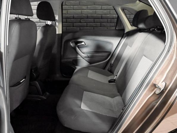 Volkswagen Polo V с пробегом 2015 года, цена 981 000 рублей, 148183 км, седан, Автокод Объявления