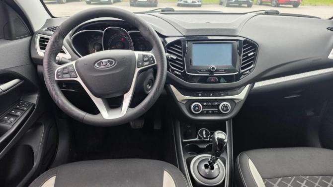 Lada (ВАЗ) Vesta I с пробегом 2018 года, цена 783 000 рублей, 140300 км, седан, Автокод Объявления