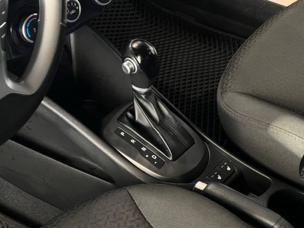 Kia Rio III Рестайлинг с пробегом 2015 года, цена 1 230 000 рублей, 103642 км, седан, Автокод Объявления