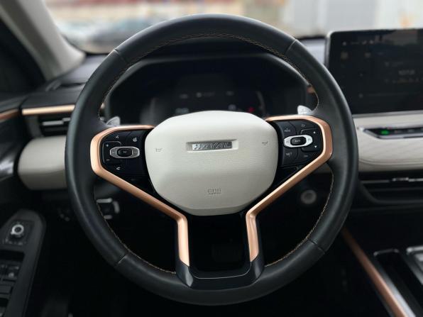 Haval Jolion I с пробегом 2022 года, цена 1 760 000 рублей, 28445 км, внедорожник, Автокод Объявления