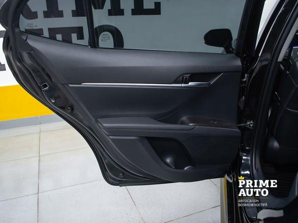 Toyota Camry VIII (XV70) Рестайлинг с пробегом 2021 года, цена 3 999 000 рублей, 13700 км, седан, Автокод Объявления