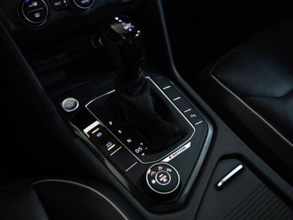 Volkswagen Tiguan II с пробегом 2020 года, цена 2 849 000 рублей, 151798 км, внедорожник, Автокод Объявления