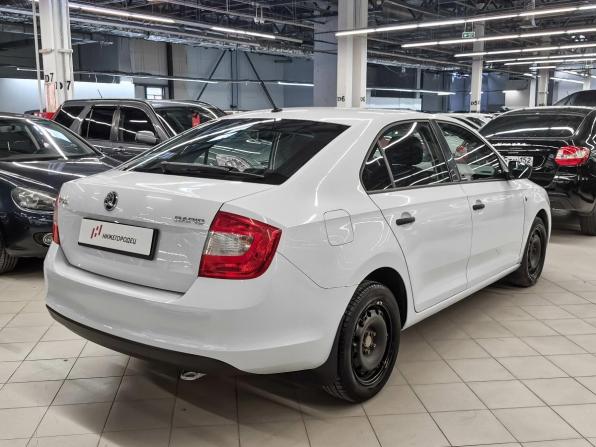 Skoda Rapid I с пробегом 2016 года, цена 999 000 рублей, 118746 км, лифтбек, Автокод Объявления