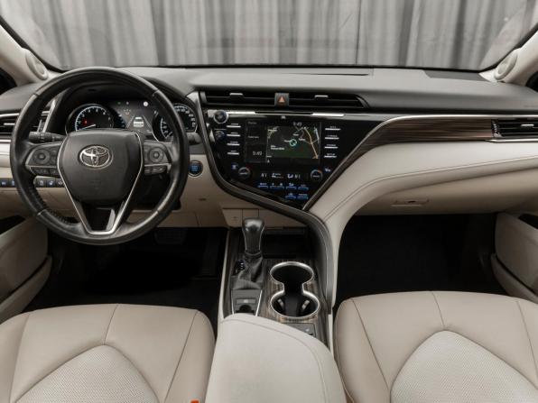 Toyota Camry VIII (XV70) с пробегом 2021 года, цена 3 220 000 рублей, 85133 км, седан, Автокод Объявления