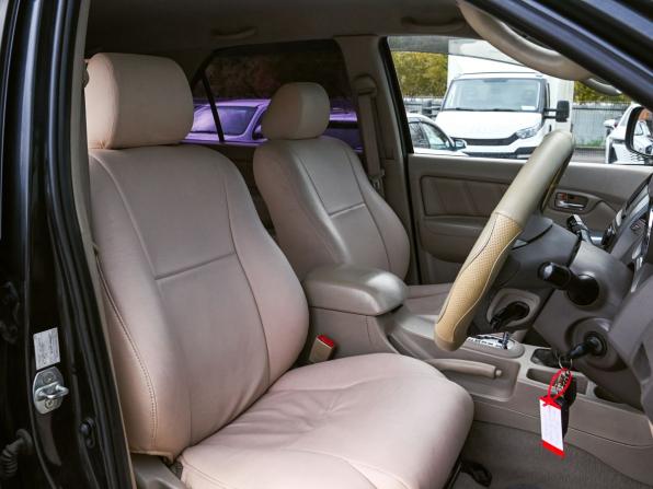 Toyota Fortuner I с пробегом 2005 года, цена 1 749 000 рублей, 163881 км, внедорожник, Автокод Объявления
