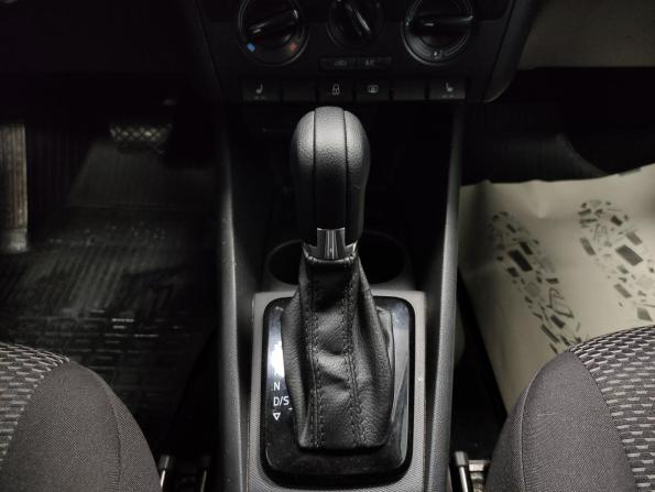 Volkswagen Polo VI с пробегом 2020 года, цена 1 300 000 рублей, 89351 км, лифтбек, Автокод Объявления