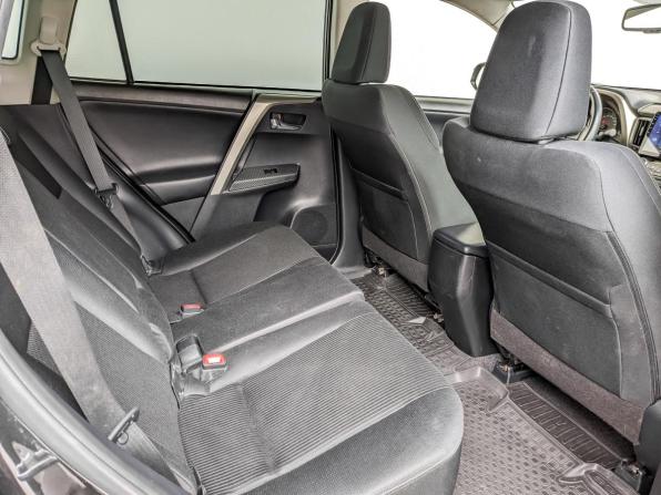 Toyota RAV4 IV (XA40) с пробегом 2015 года, цена 1 825 000 рублей, 214733 км, внедорожник, Автокод Объявления