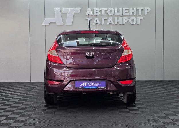 Hyundai Solaris I с пробегом 2012 года, цена 849 000 рублей, 178000 км, хэтчбек, Автокод Объявления