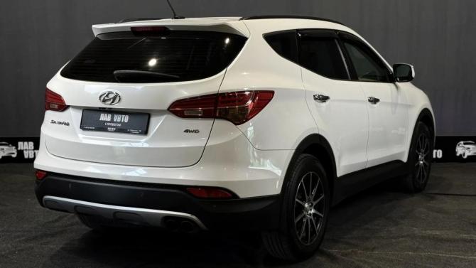 Hyundai Santa Fe III с пробегом 2013 года, цена 1 700 000 рублей, 235388 км, внедорожник, Автокод Объявления