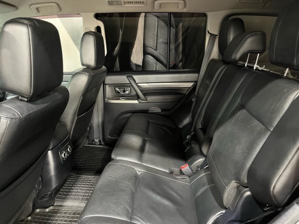 Mitsubishi Pajero IV Рестайлинг 1 с пробегом 2012 года, цена 1 915 000 рублей, 220206 км, внедорожник, Автокод Объявления