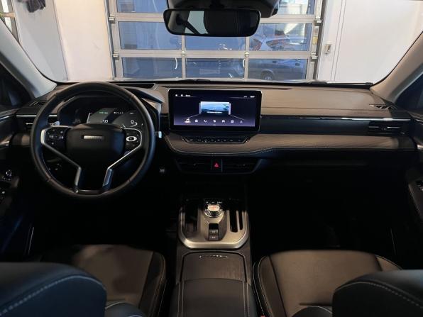 Haval Jolion I с пробегом 2023 года, цена 2 300 000 рублей, 17680 км, внедорожник, Автокод Объявления
