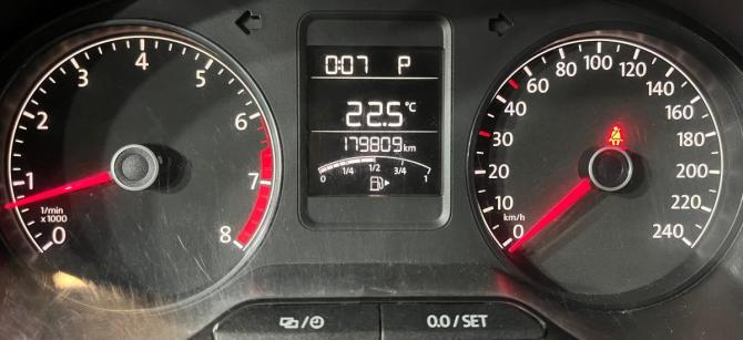 Volkswagen Polo V Рестайлинг с пробегом 2017 года, цена 1 040 000 рублей, 179808 км, седан, Автокод Объявления