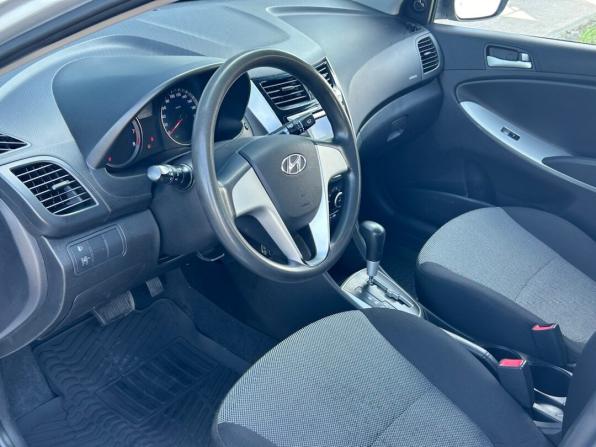 Hyundai Solaris I с пробегом 2014 года, цена 880 000 рублей, 144873 км, седан, Автокод Объявления