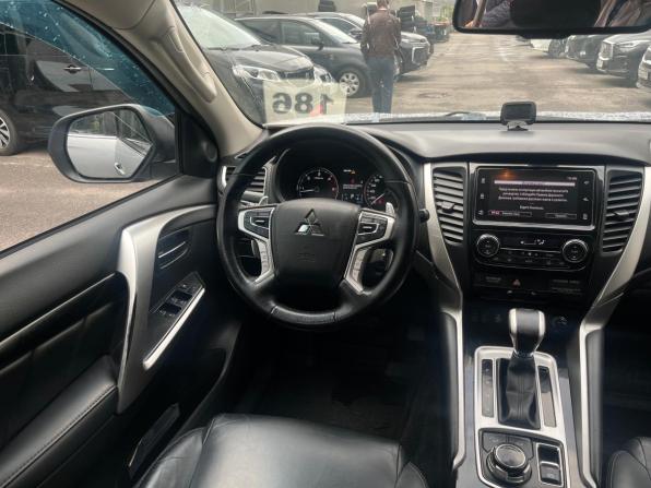 Mitsubishi Pajero Sport III с пробегом 2018 года, цена 2 899 000 рублей, 157000 км, внедорожник, Автокод Объявления