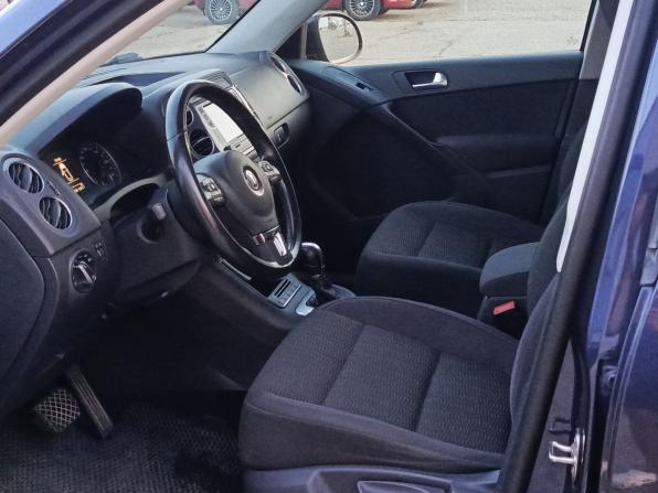 Volkswagen Tiguan I Рестайлинг с пробегом 2015 года, цена 1 160 000 рублей, 238050 км, внедорожник, Автокод Объявления