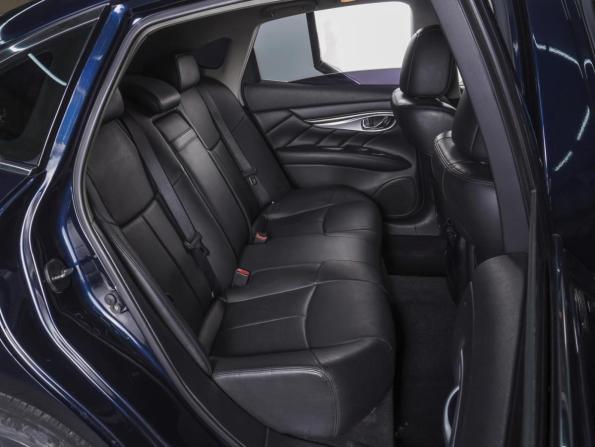 Infiniti Q70 I Рестайлинг с пробегом 2016 года, цена 2 160 000 рублей, 154861 км, седан, Автокод Объявления