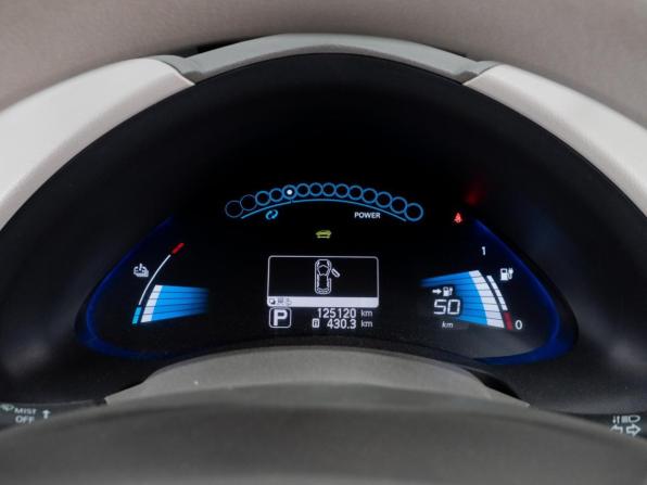 Nissan Leaf I (ZE0/AZE0) с пробегом 2011 года, цена 619 000 рублей, 125120 км, хэтчбек, Автокод Объявления