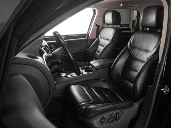 Volkswagen Touareg II Рестайлинг с пробегом 2016 года, цена 3 769 000 рублей, 192258 км, внедорожник, Автокод Объявления