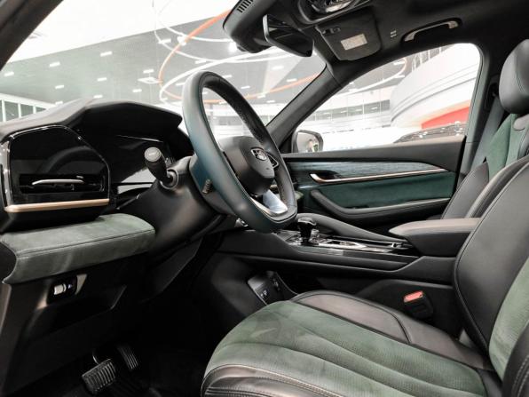 Geely Monjaro I с пробегом 2023 года, цена 3 250 000 рублей, 48619 км, внедорожник, Автокод Объявления