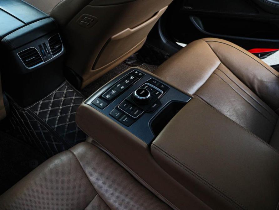 Hyundai Genesis II Москва  - изображение 10