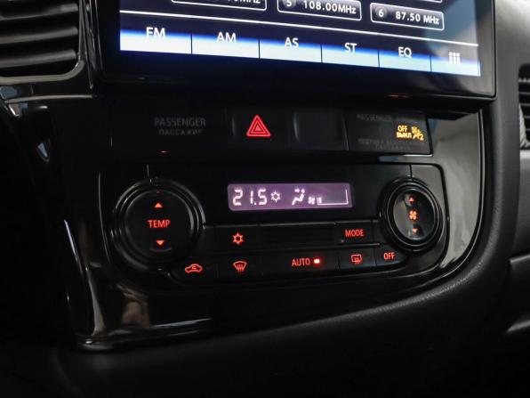 Mitsubishi Outlander III Рестайлинг 2 с пробегом 2015 года, цена 1 680 000 рублей, 89069 км, внедорожник, Автокод Объявления