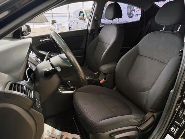Hyundai Solaris I с пробегом 2012 года, цена 750 000 рублей, 155467 км, седан, Автокод Объявления
