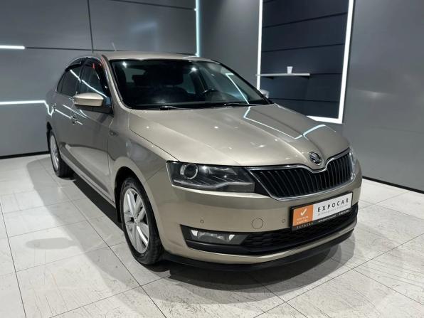 Skoda Rapid I Рестайлинг с пробегом 2019 года, цена 1 090 000 рублей, 194000 км, лифтбек, Автокод Объявления