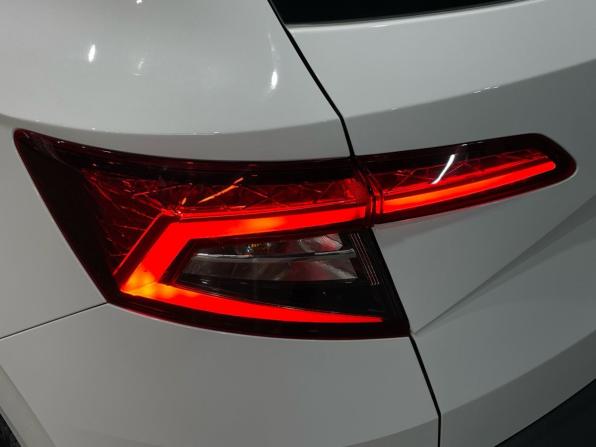 Skoda Karoq I с пробегом 2020 года, цена 2 290 000 рублей, 52228 км, внедорожник, Автокод Объявления