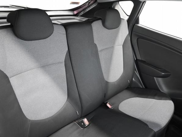 Hyundai Solaris I с пробегом 2012 года, цена 675 000 рублей, 195016 км, хэтчбек, Автокод Объявления