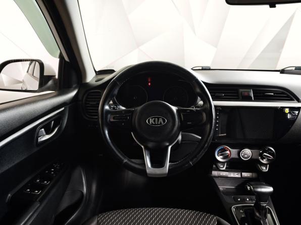 Kia Rio IV с пробегом 2018 года, цена 909 000 рублей, 113544 км, хэтчбек, Автокод Объявления