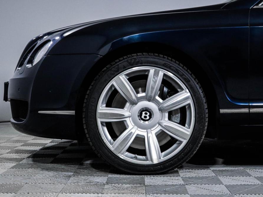 Bentley Continental Flying Spur Москва  - изображение 15