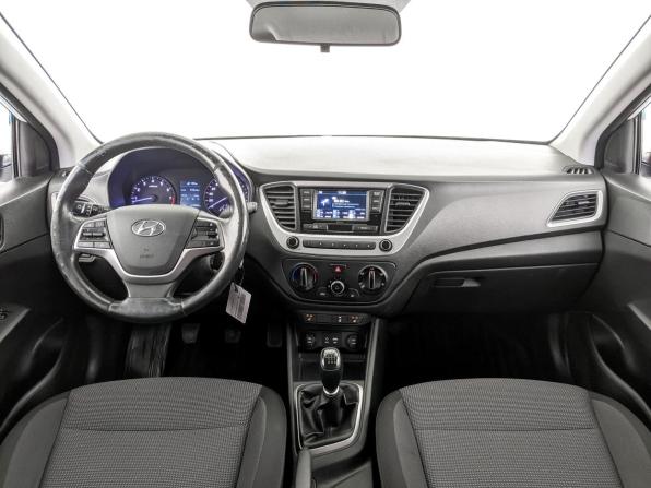 Hyundai Solaris II с пробегом 2018 года, цена 1 100 000 рублей, 167007 км, седан, Автокод Объявления