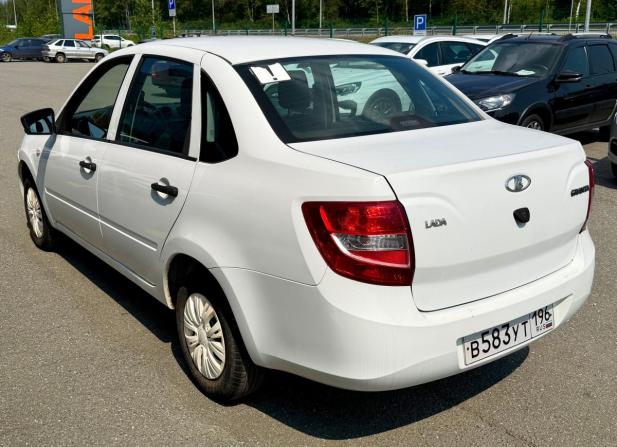 Lada (ВАЗ) Granta I с пробегом 2017 года, цена 379 000 рублей, 70000 км, седан, Автокод Объявления