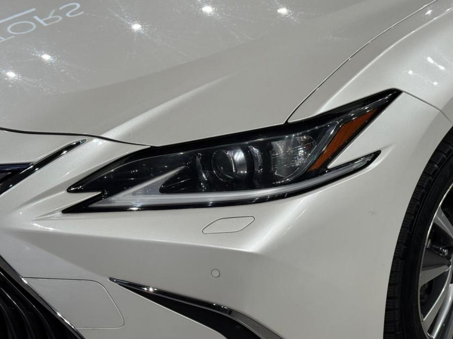 Lexus ES VII Иркутск  - изображение 7