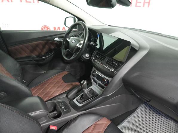 Ford Focus III с пробегом 2014 года, цена 579 000 рублей, 303770 км, хэтчбек, Автокод Объявления