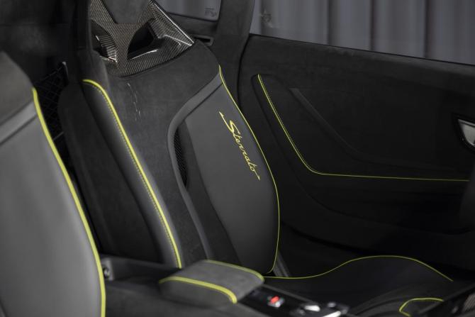 Новый Lamborghini Huracán I Рестайлинг 2024 года, цена 42 900 000 рублей, купе, Автокод Объявления