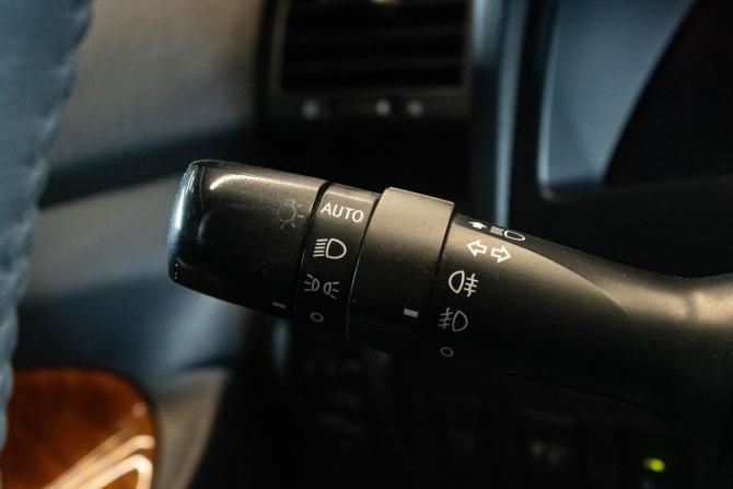 Toyota Camry VI (XV40) Рестайлинг с пробегом 2011 года, цена 1 239 000 рублей, 270638 км, седан, Автокод Объявления
