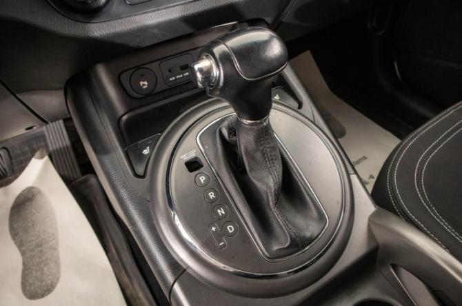Kia Sportage III с пробегом 2011 года, цена 1 199 000 рублей, 231000 км, внедорожник, Автокод Объявления