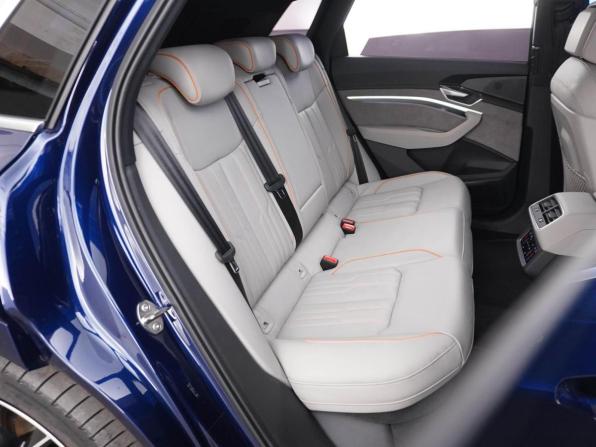 Audi e-tron I с пробегом 2021 года, цена 5 299 099 рублей, 32558 км, внедорожник, Автокод Объявления