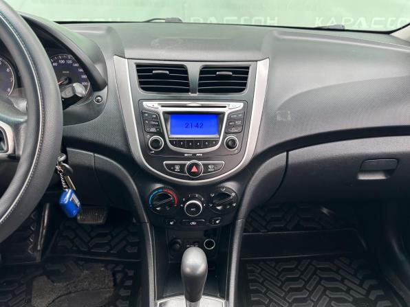 Hyundai Solaris I с пробегом 2012 года, цена 830 000 рублей, 186000 км, хэтчбек, Автокод Объявления